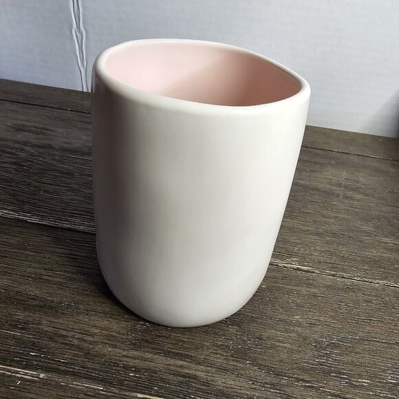 NWT Rae Dunn Artisan Peep's Sake Easter Mug Pink Interior 2021 Magenta - Picture 5 of 9